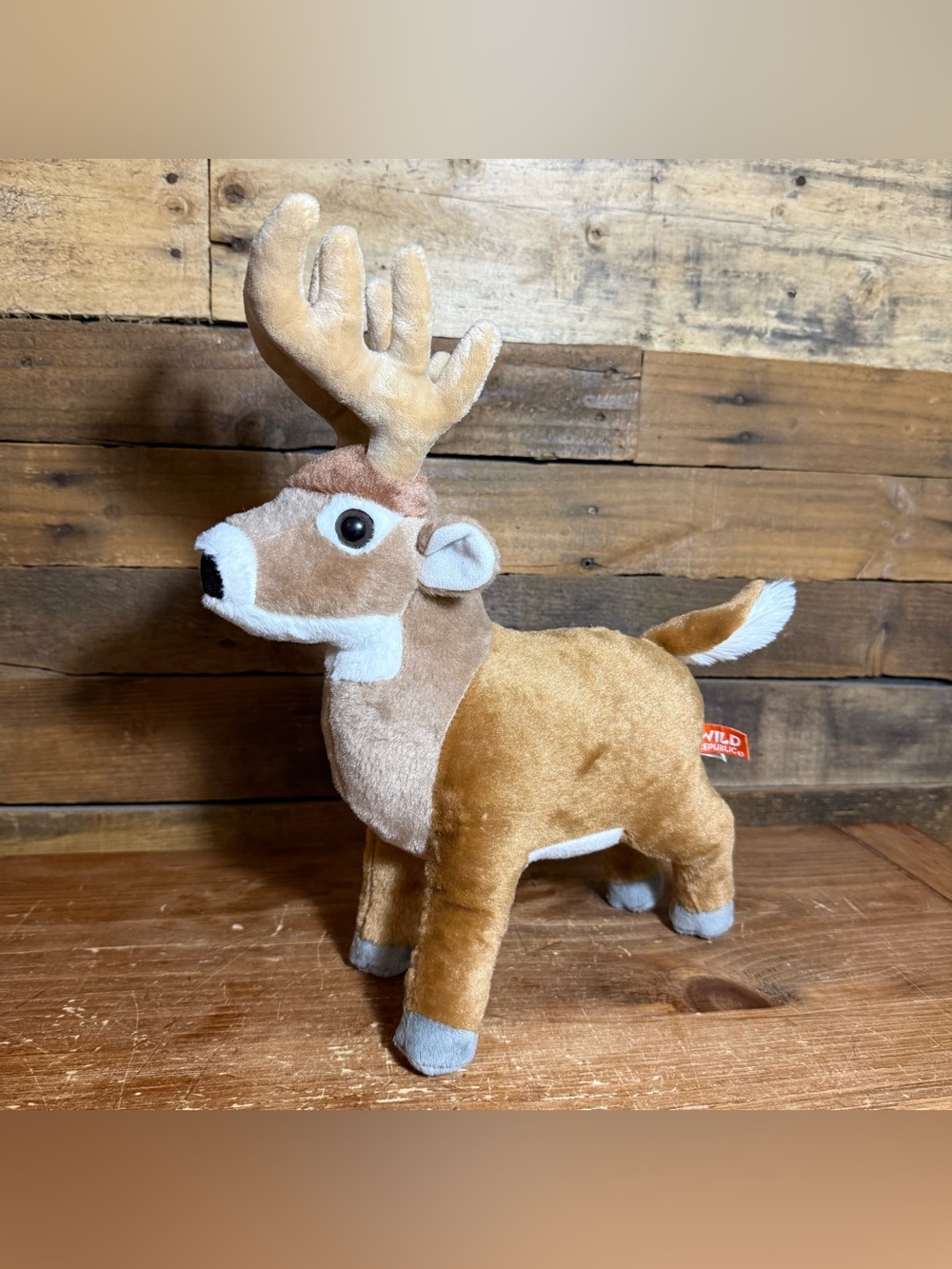 Wild Republic WHITETAIL DEER Stuffed Buck Antlers PLUSH TOY DOLL 8 Pointer Point